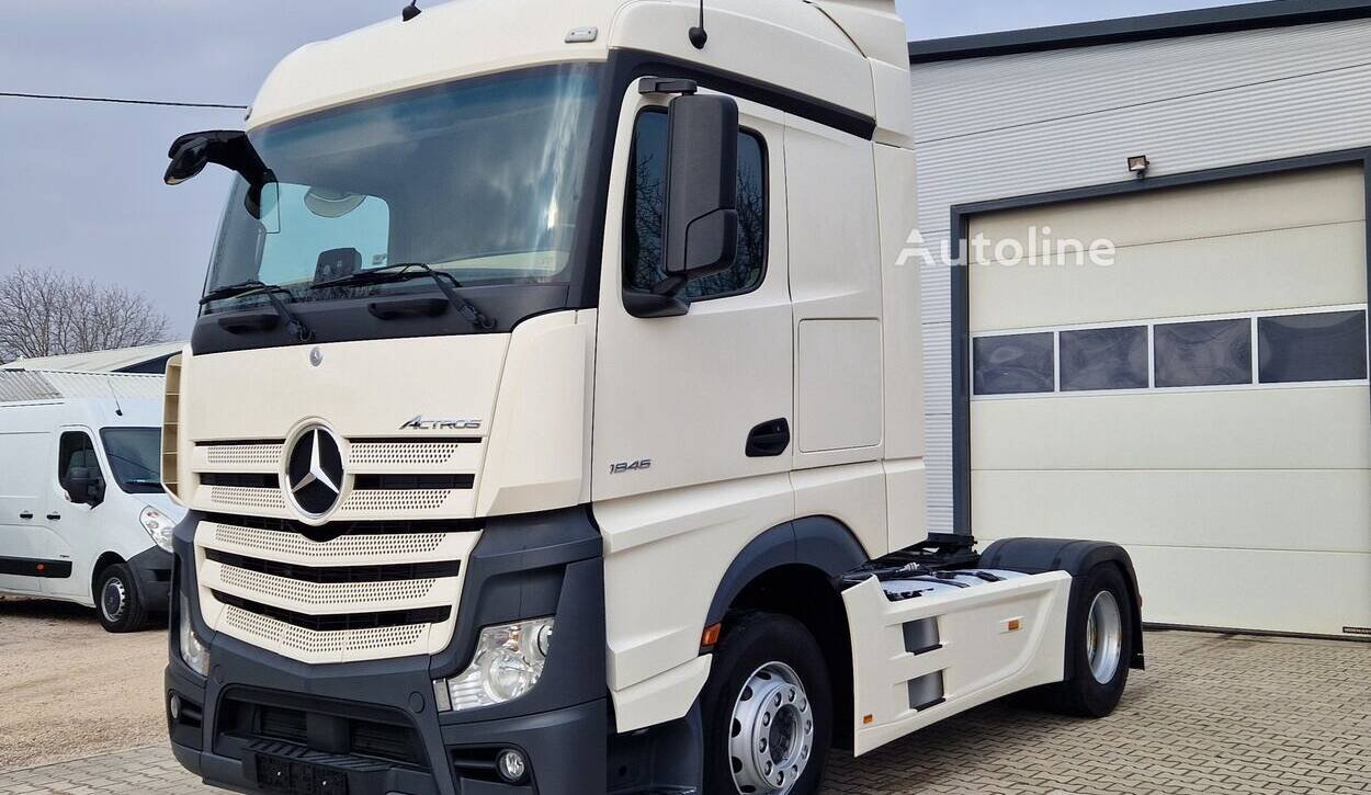 Mercedes-Benz Actros 1846