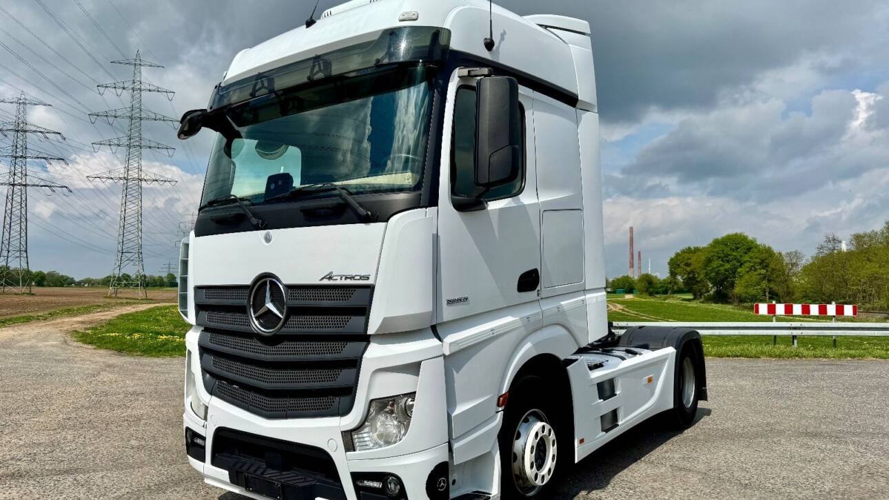 Mercedes-Benz Actros 1853 LS BigSpace Retarder / Hydraulik
